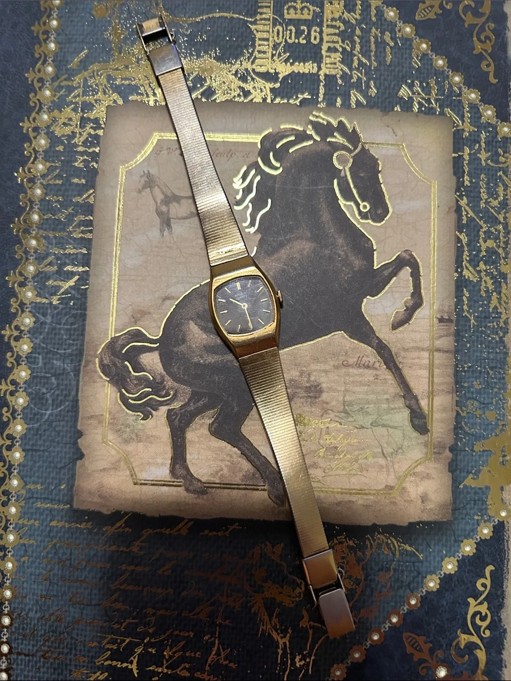 Vintage SEIKO Slim gold Watch